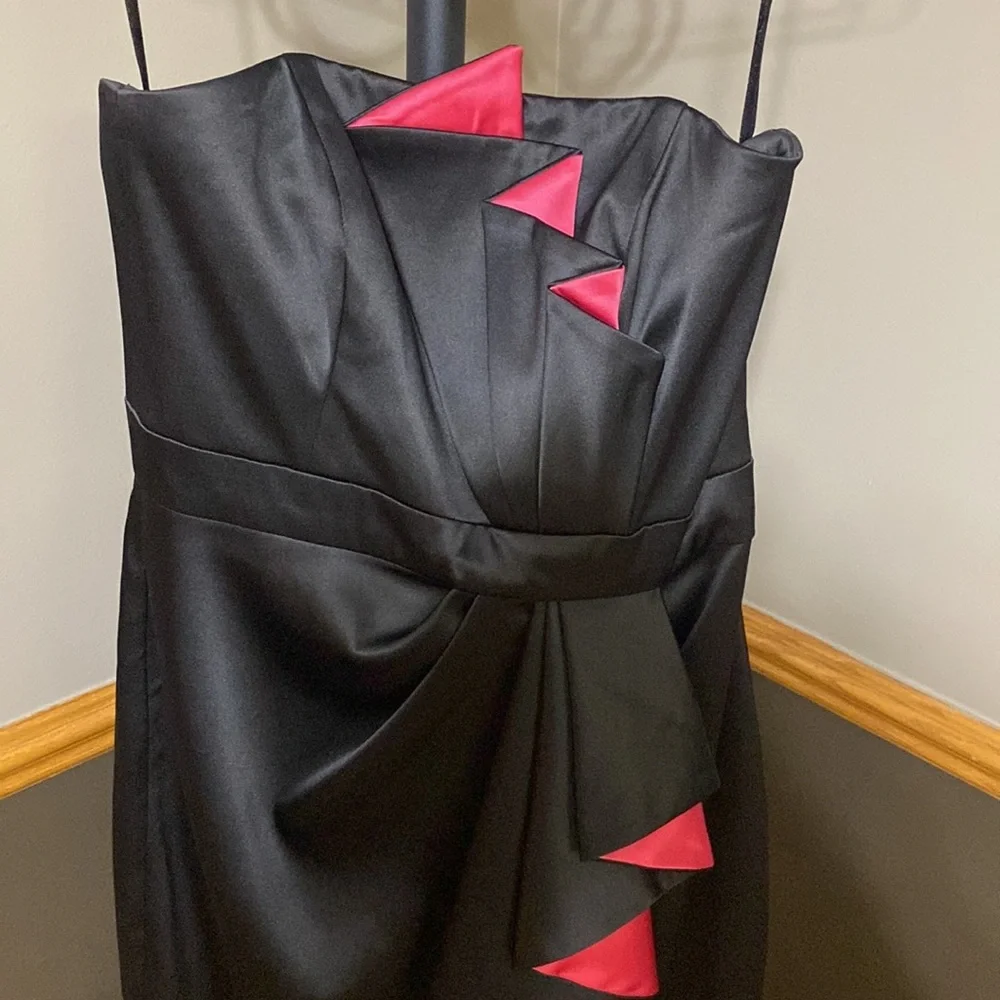 White House black market black and pink strapless dress size 2 - Picture 4 of 6